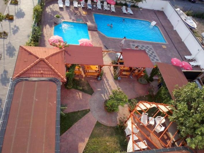 Alba Family Club Hotel Primorsko Eksteriør billede