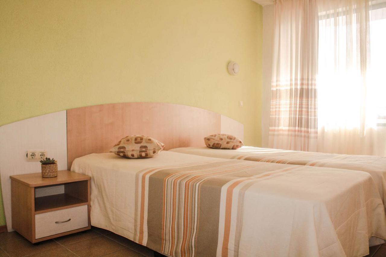 Alba Family Club Hotel Primorsko Eksteriør billede