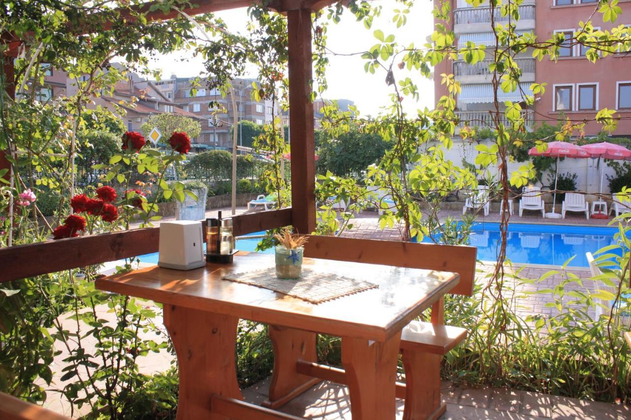 Alba Family Club Hotel Primorsko Eksteriør billede