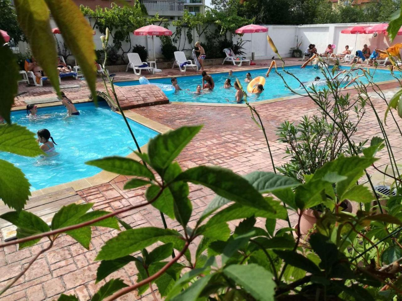 Alba Family Club Hotel Primorsko Eksteriør billede
