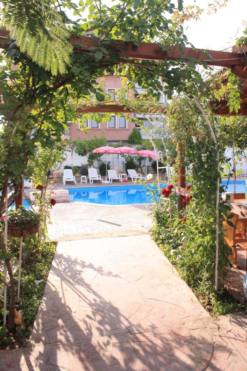 Alba Family Club Hotel Primorsko Eksteriør billede